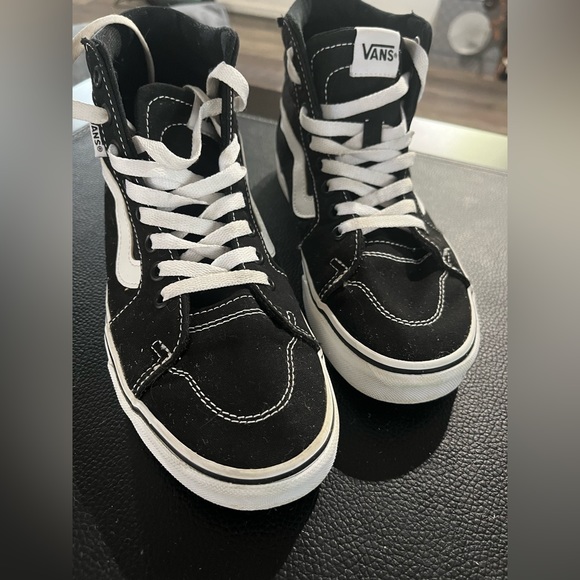 Vans Shoes - Vans black and white US woman size 7